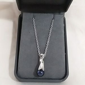 NEW Chisel necklace with blue pendant